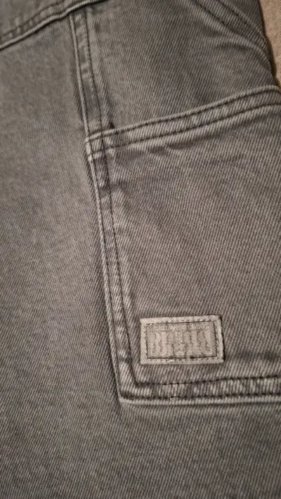 Shorts de mezclilla gris con bolsillos grandes - miniatura 6