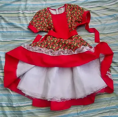 Vestido de folclor floral con encaje - miniatura 2