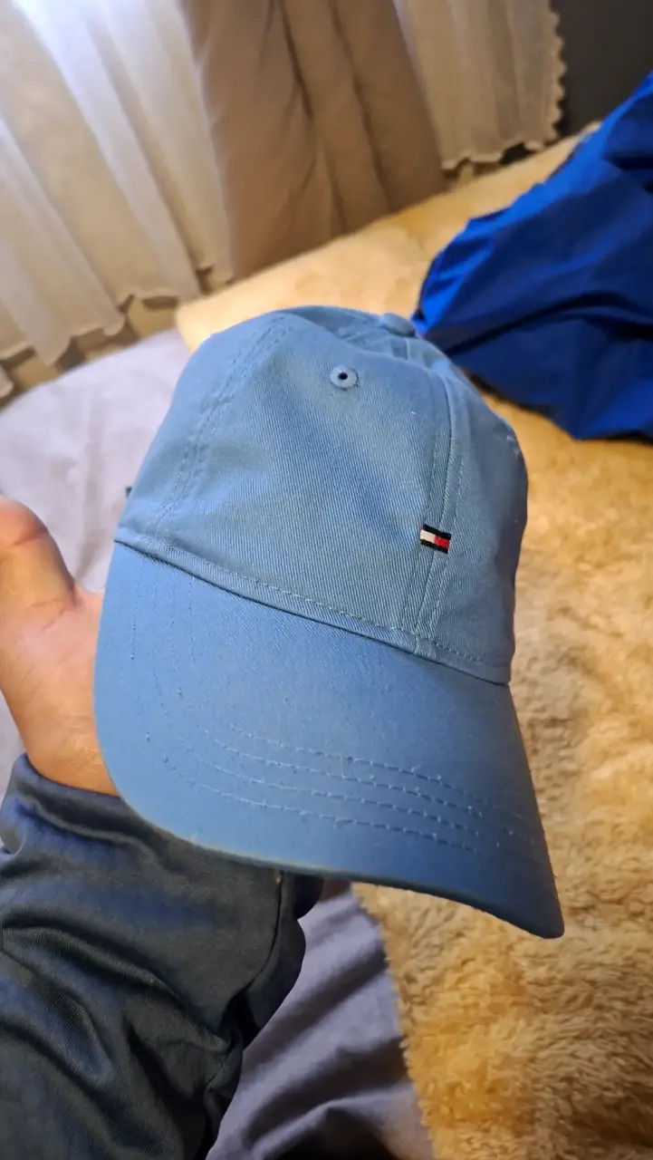 Gorra azul de algodón con logo - 1