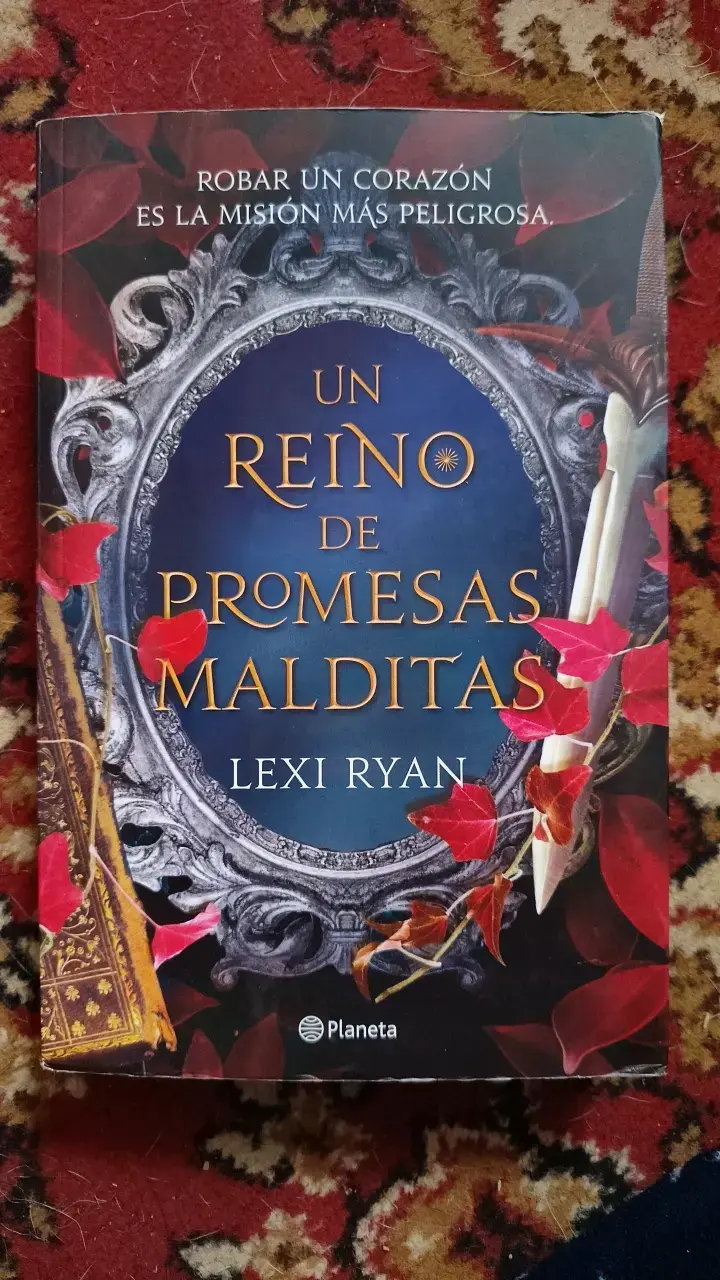 Libro 'Un Reino de Promesas Malditas' de Lexi Ryan - 1