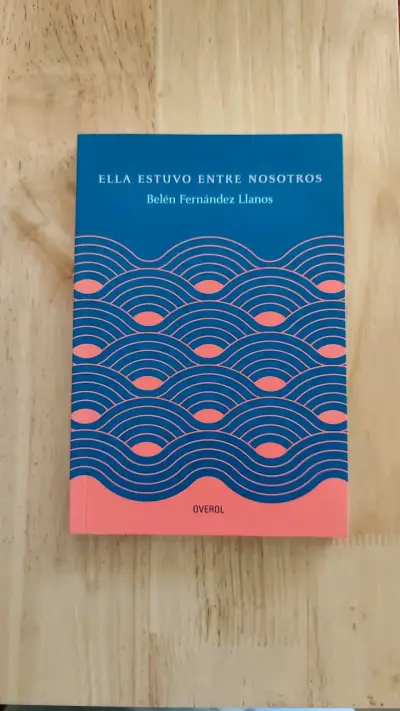 Libro 'Ella Estuvo Entre Nosotros - miniatura 1