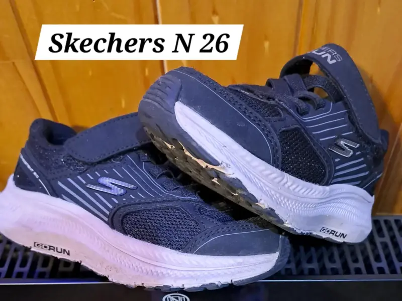 Zapatillas Skechers Go Run niño talla 26