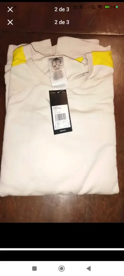 Polerón Adidas blanco con detalles amarillos - miniatura 1