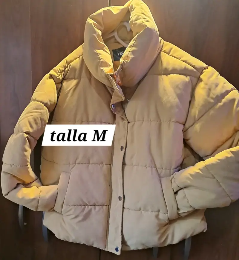 Chaqueta acolchada H&M beige talla M