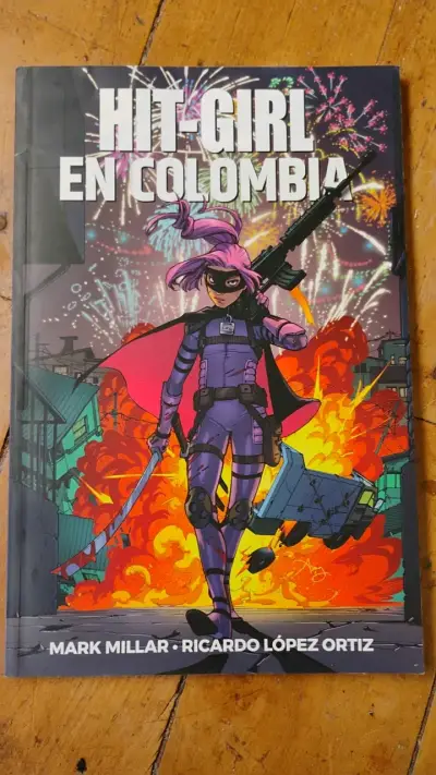 Cómic Hit-Girl en Colombia de Mark Millar - miniatura 1