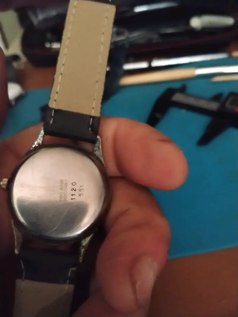 Reloj vintage Felca con correa negra - 3