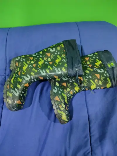 Botas de lluvia infantiles con diseño de dinosaurios - miniatura 1