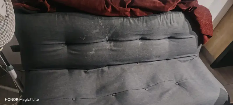 Sofá cama gris en buen estado - 2