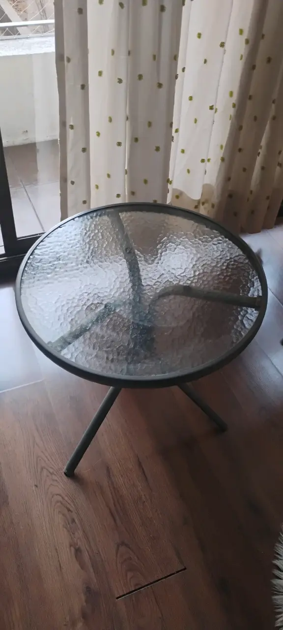 Mesa de terraza con vidrio templado y 4 sillas Tolix - 2