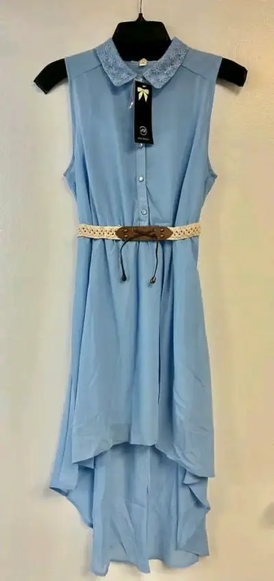 Vestido azul sin mangas con cinturón - miniatura 2