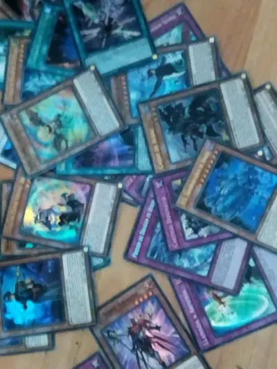 Lote de cartas coleccionables de juego - miniatura 1