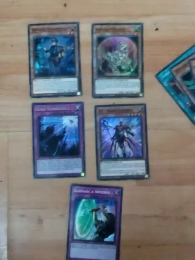 Lote de cartas coleccionables de juego - miniatura 2