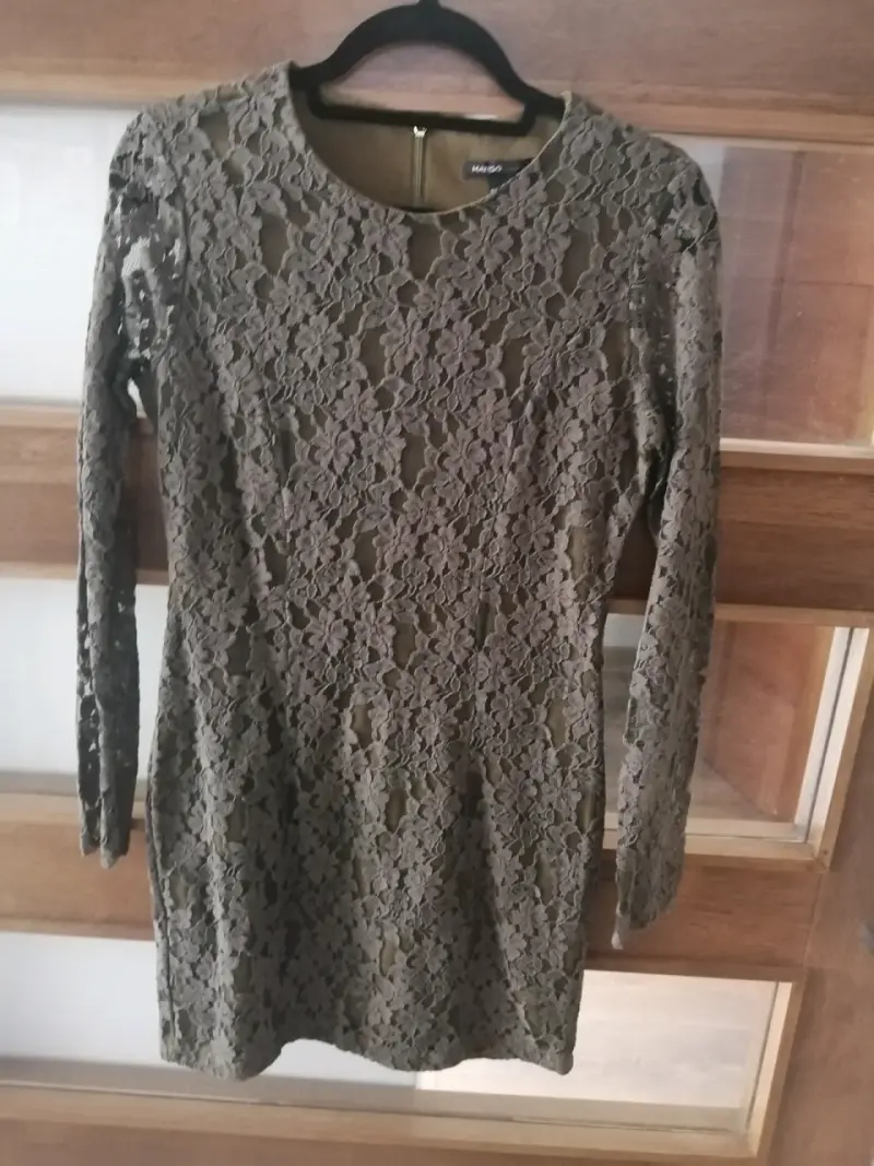 Vestido de encaje Mango manga larga