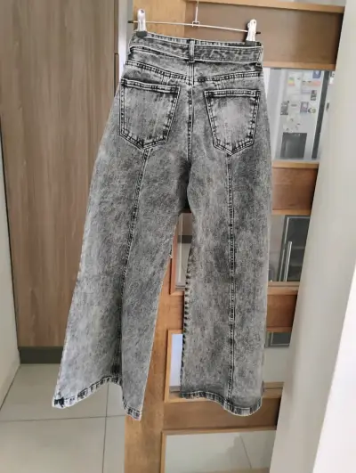 Pantalones anchos de mezclilla gris Ruphai - miniatura 2
