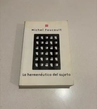 Libro 'La hermenéutica del sujeto' de Michel Foucault - miniatura 1