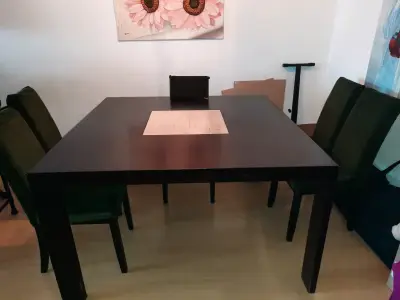 Mesa de comedor cuadrada de roble madera oscura - miniatura 1
