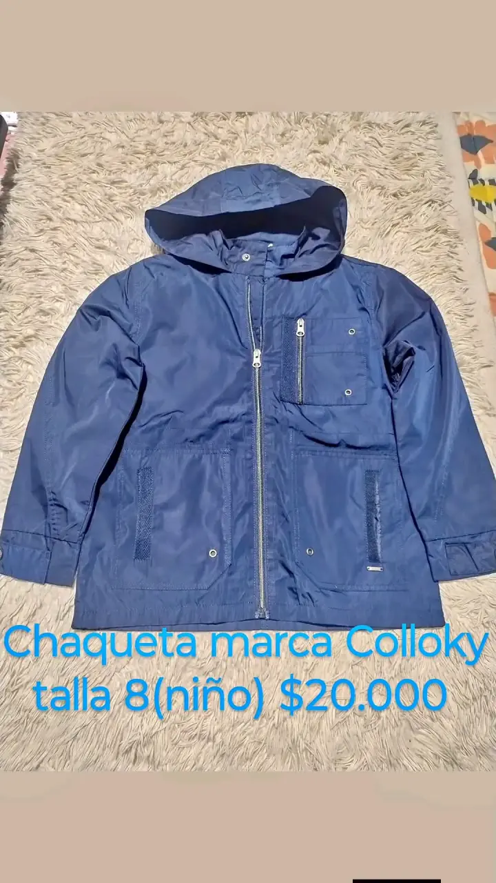 Chaqueta azul para niño marca Colloky