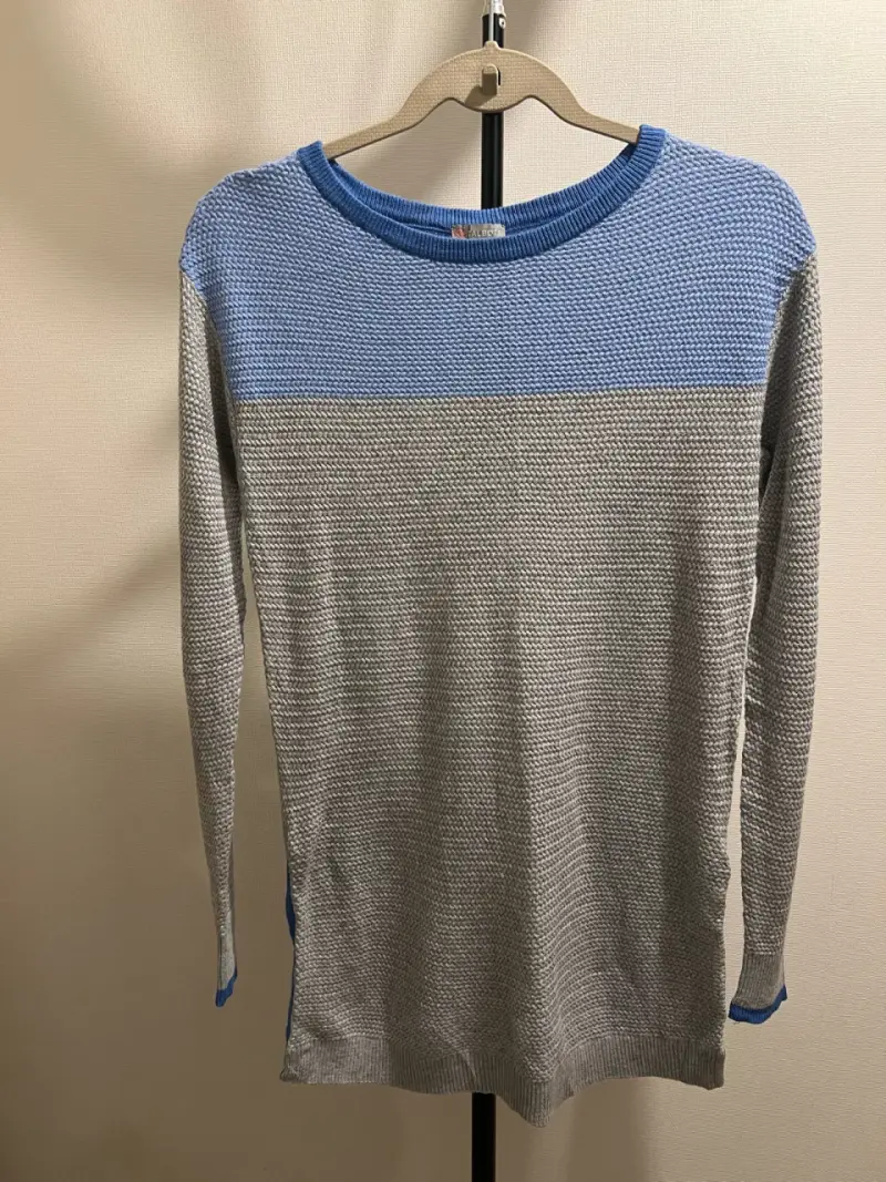 Suéter de punto azul y gris para hombre - 1
