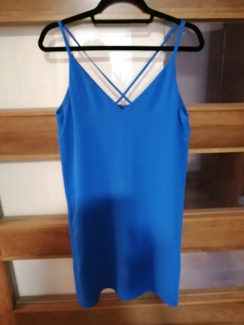Vestido azul Topshop.