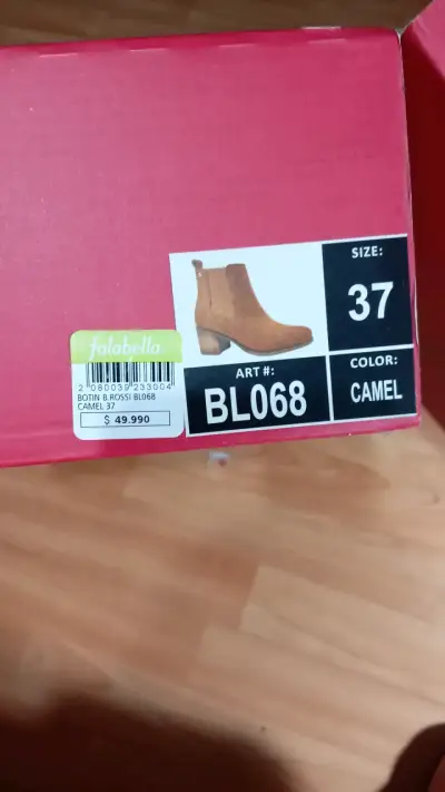 Botines de gamuza beige con tacón - miniatura 3