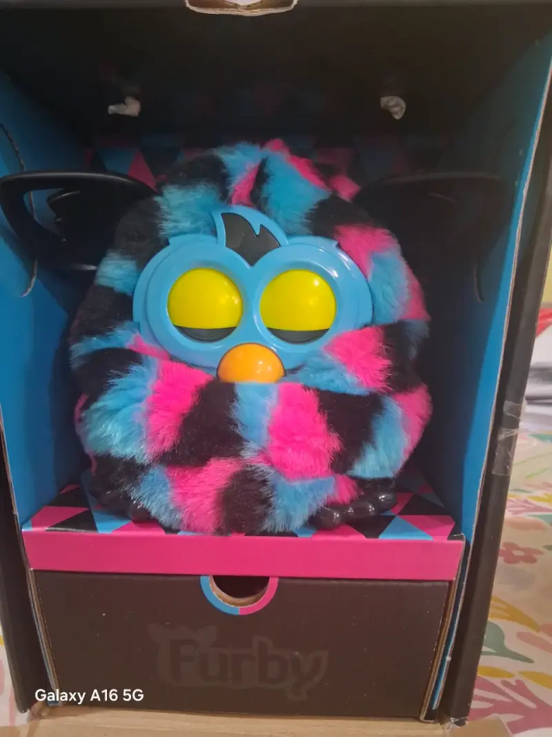 Furby Boom multicolor en caja original - 1