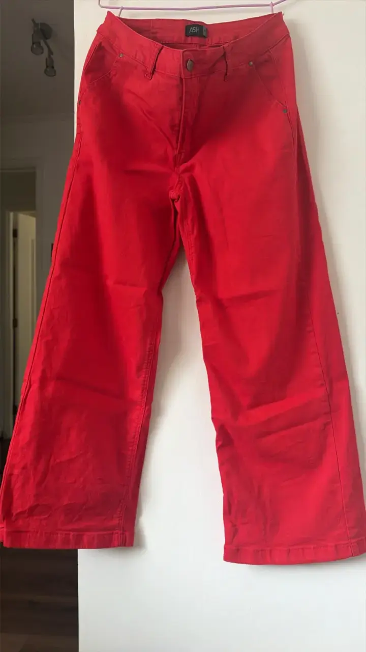 Pantalones rojos anchos para mujer - 1