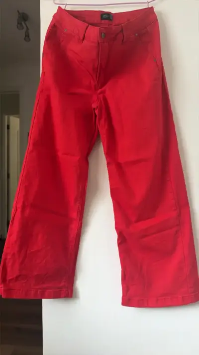 Pantalones rojos anchos para mujer - miniatura 1