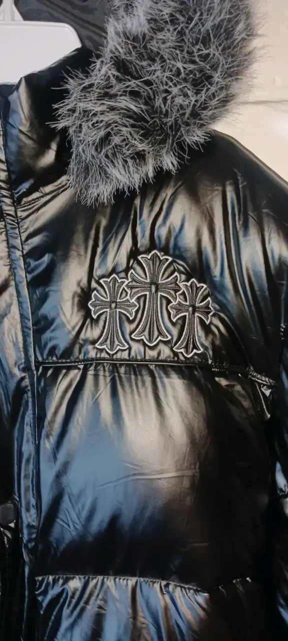 Parka estilo chrome hearts - 2