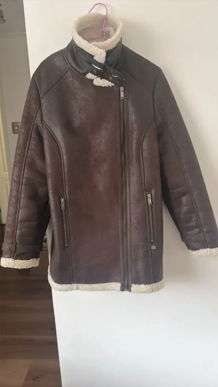 Chaqueta de cuero marrón con forro de lana - 1