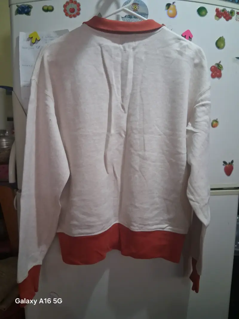 Polerón vintage con cierre y diseño de cohete - 2