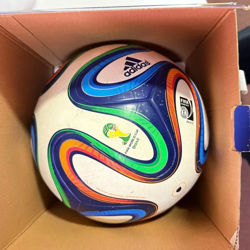 Balón Adidas Brazuca Top Replique Talla 5 - 3