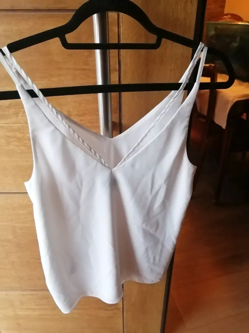 Blusa blanca de tirantes para mujer - 1