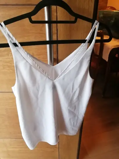 Blusa blanca de tirantes para mujer - miniatura 1