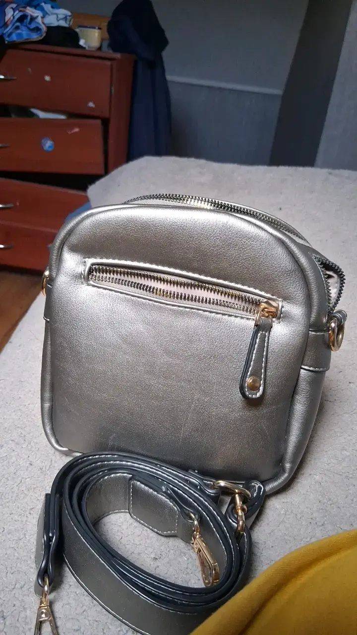 cartera pequeña metálica Lilas - 3