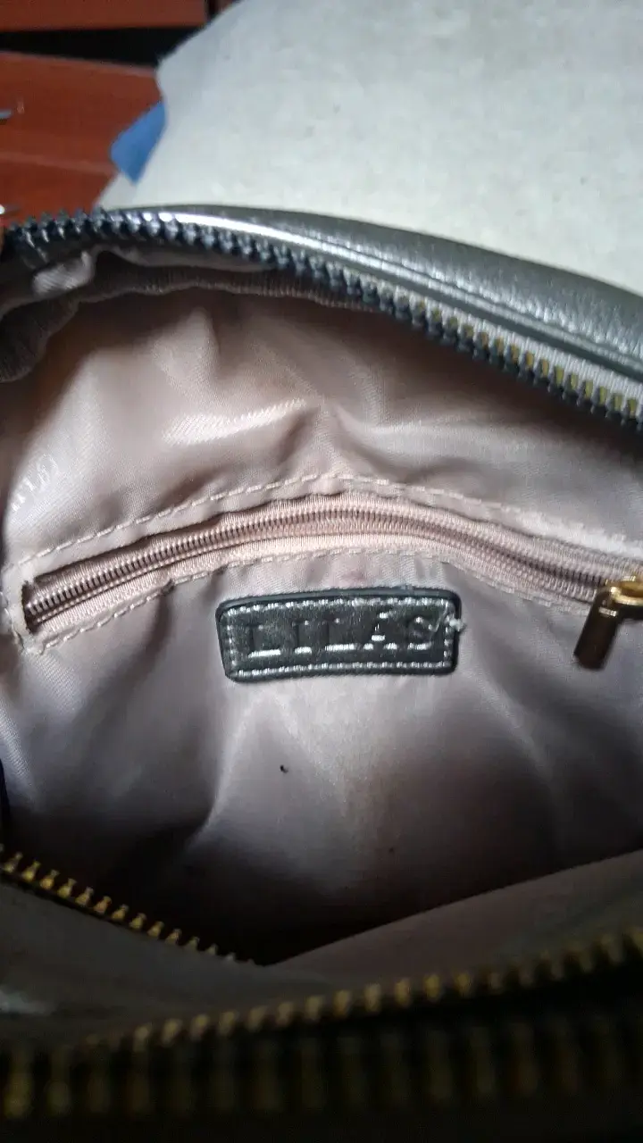 cartera pequeña metálica Lilas - 4