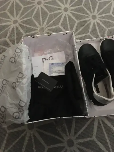 Zapatillas negras de cuero con detalle plateado - miniatura 2
