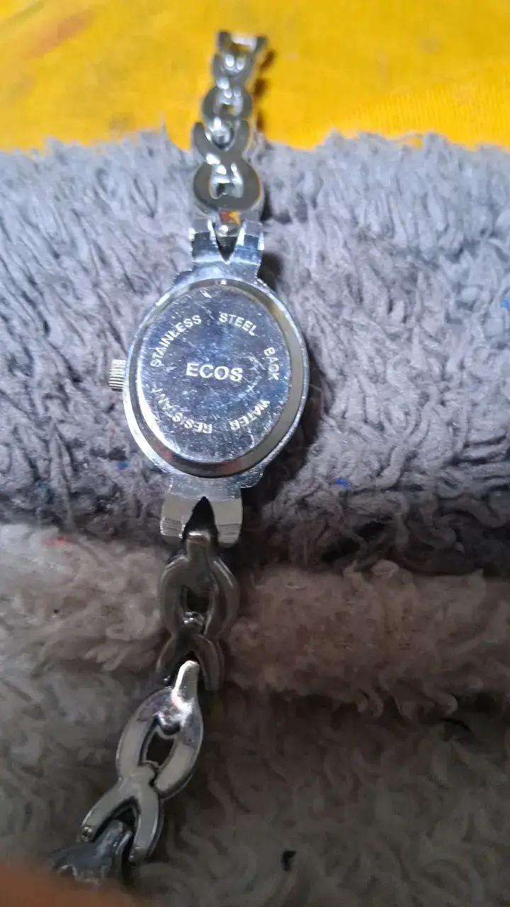 Reloj de pulsera elegante - 3