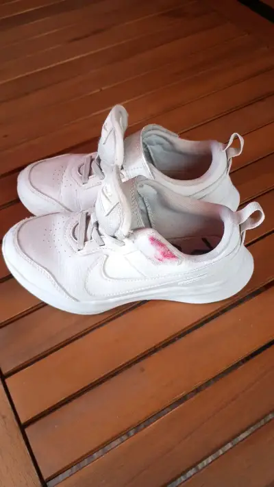 Zapatillas deportivas blancas Nike para niños - miniatura 4