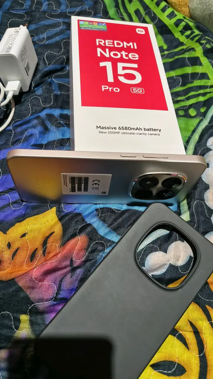 Xiaomi Redmi Note 15 Pro 5G con cargador - 1