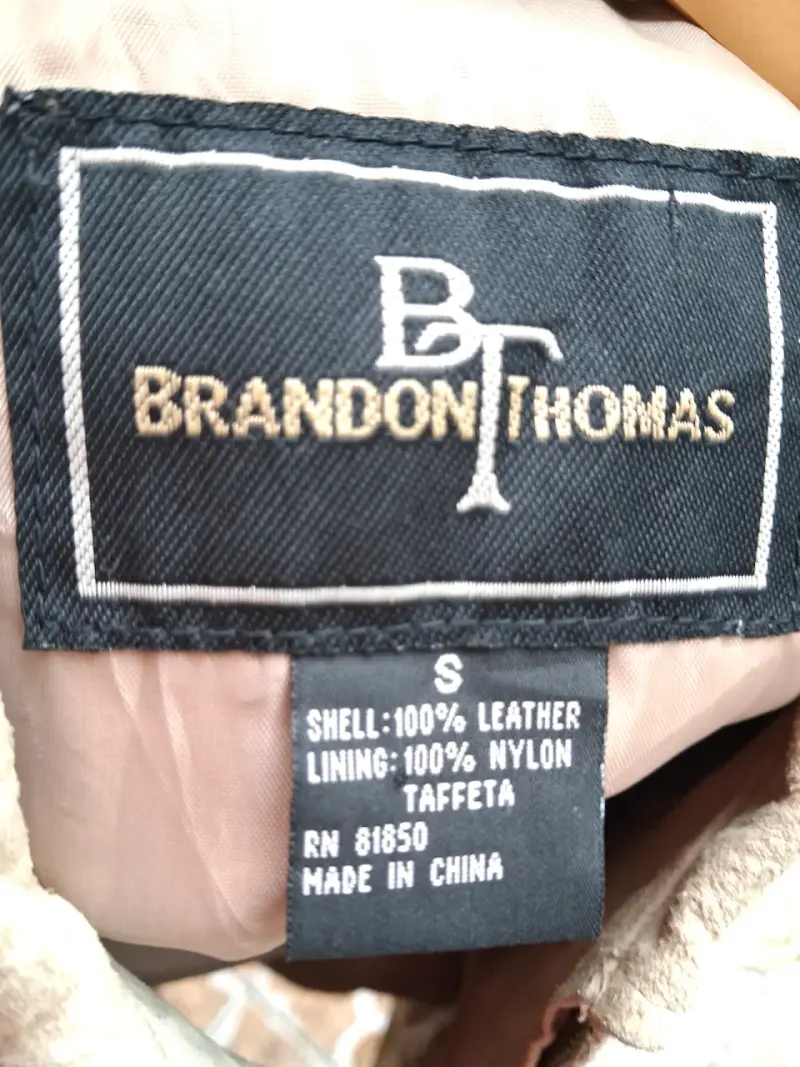 Chaqueta beige de gamuza para mujer - 4