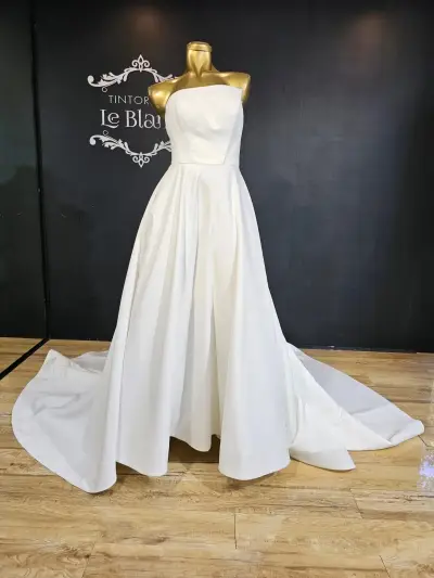 Vestido de novia - miniatura 1
