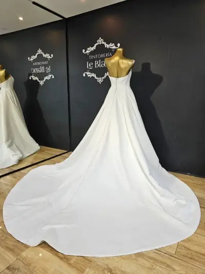Vestido de novia - miniatura 3