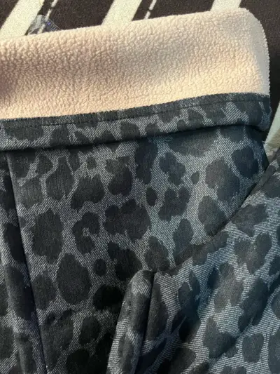 Pantalones térmicos con estampado animal print - miniatura 2