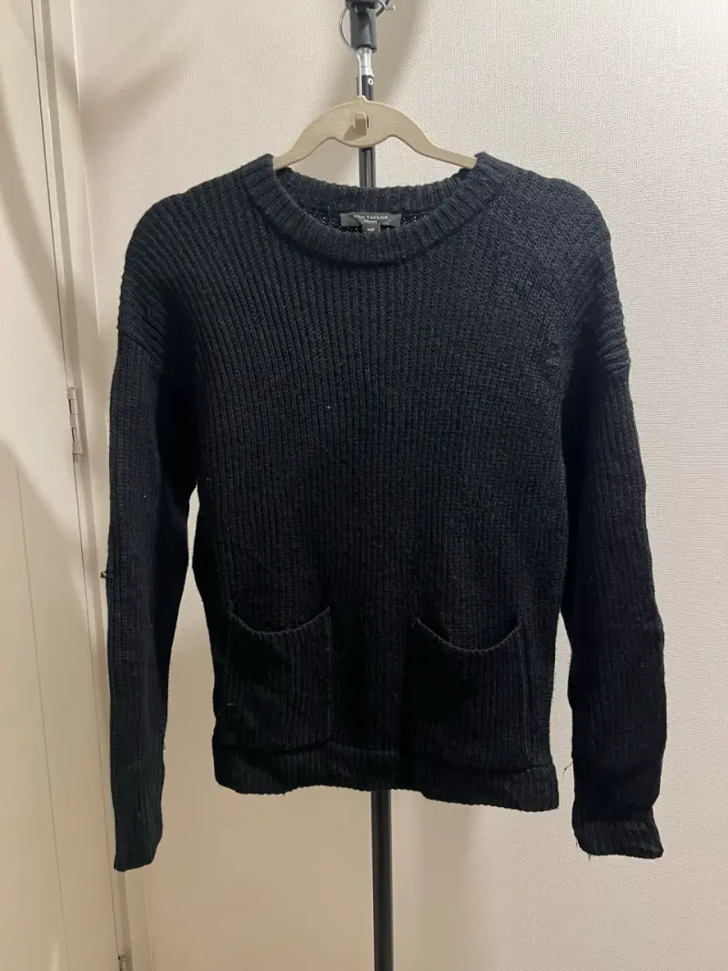 Suéter negro Ann Taylor con bolsillos