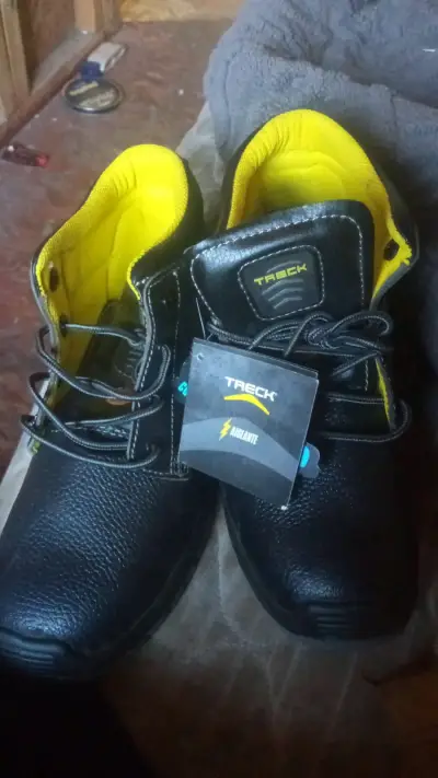 Botas de seguridad Treck negras aislantes - miniatura 1