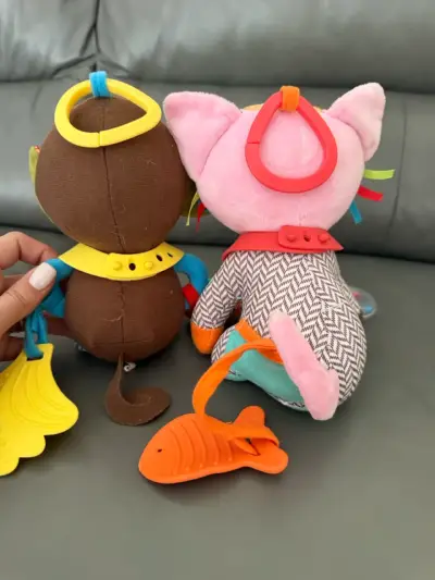 Juguetes de peluche para bebés con mordedores - miniatura 4