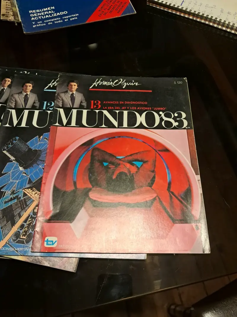 Colección de revistas Hermán Olguín TVN - 4
