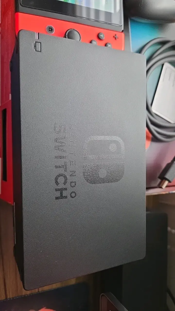 Consola Nintendo Switch con accesorios - 3