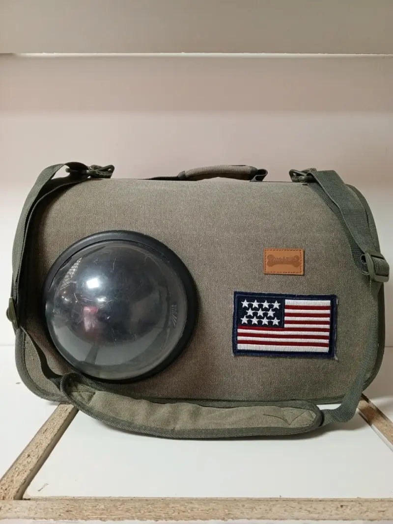 Bolso transportador para mascotas con ventana - 1