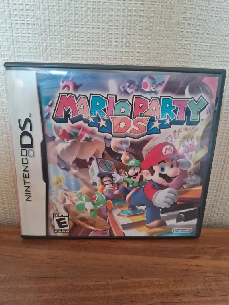 Caja mas folletos juego Mario party Ds. Sin juego - 2